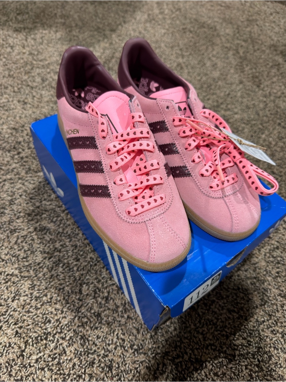 adidas Youth Size 7 Pink Sneakers with Maroon Stripes
